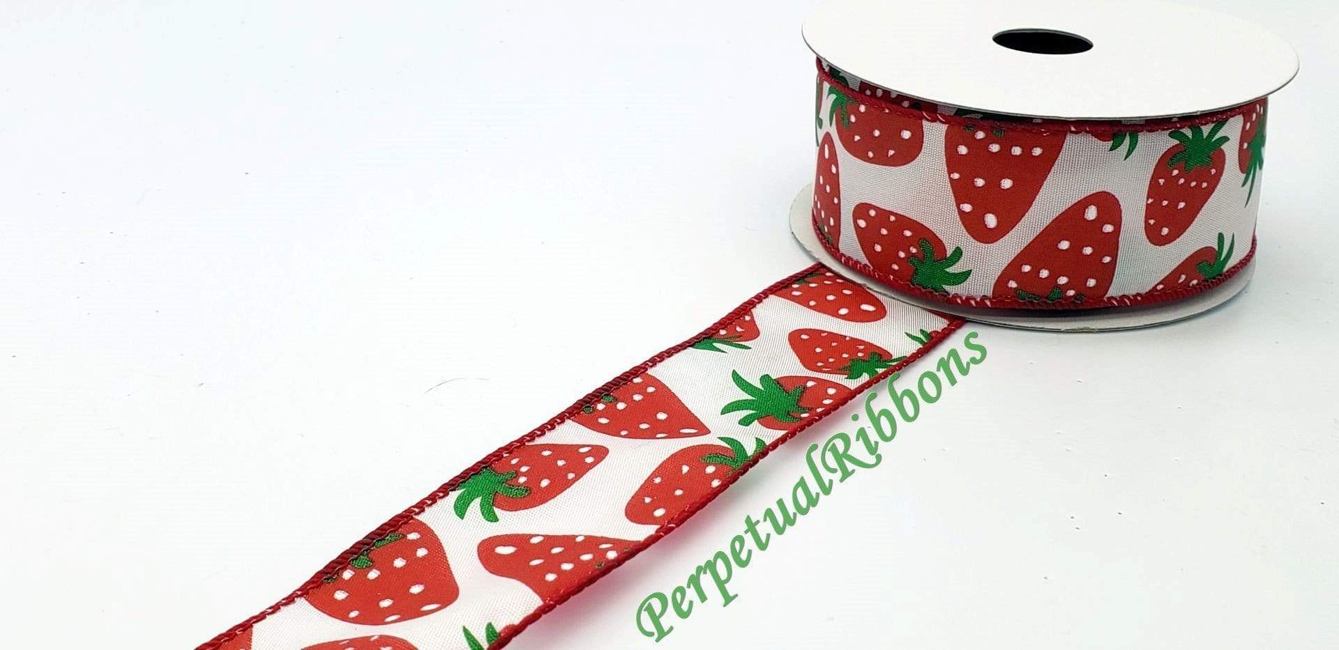 2.5 x 10 yds. Strawberries with Flowers