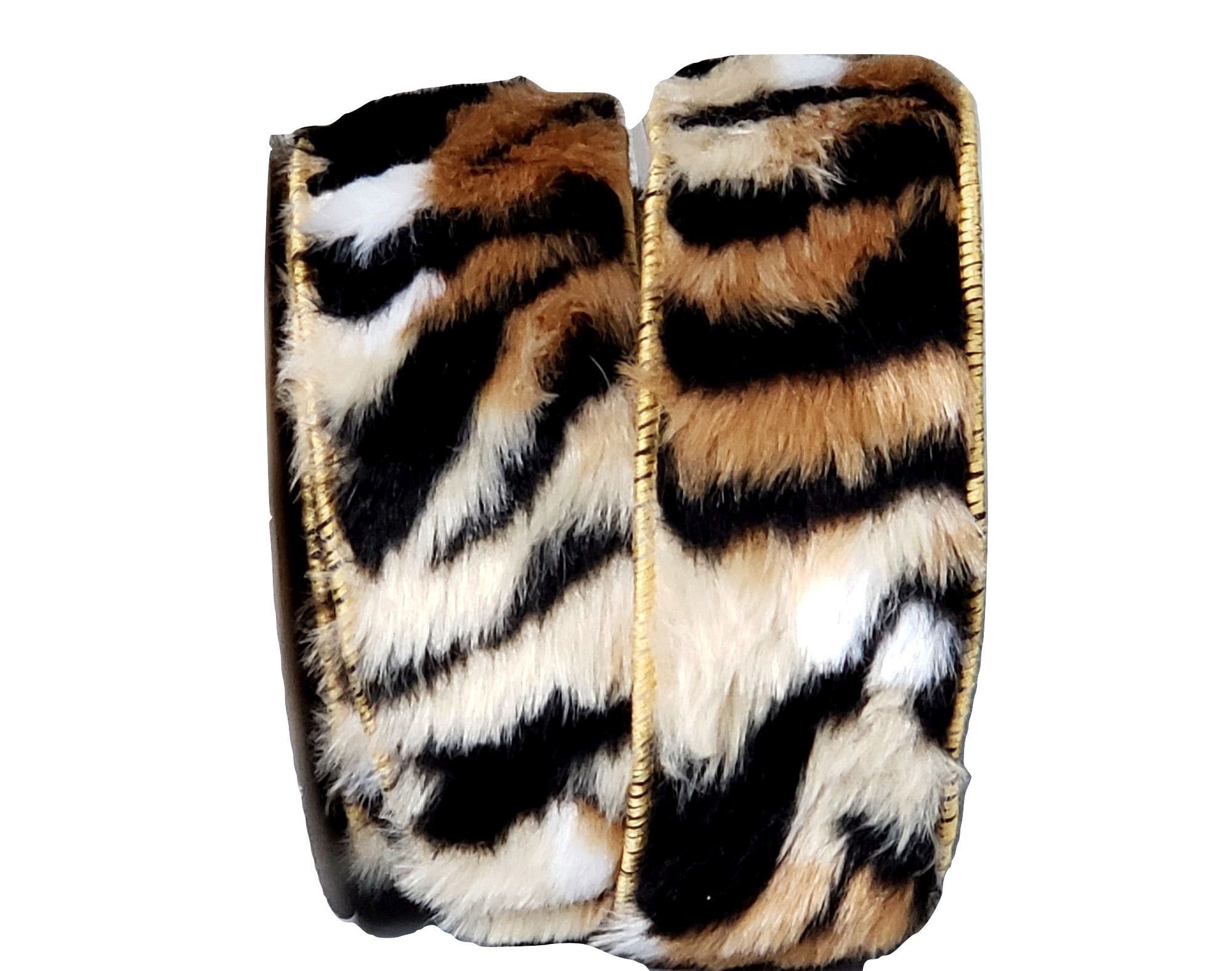 https://www.perpetualribbons.com/cdn/shop/products/perpetualribbons-animals-tiger-2-5-inch-wired-animal-print-faux-fur-ribbon-5-yards-4-different-options-wired-animal-print-faux-fur-ribbon-perpetual-ribbon-31949561495701_1024x1024@2x.jpg?v=1630008742